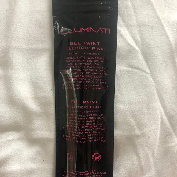 Illuminati Cosmetics - Gel Paint- Eyeliner Set - Picture 4 of 4
